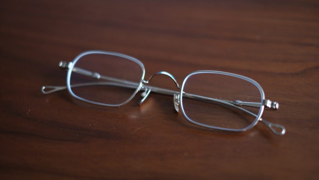 ファッション】Lunor（ルノア）のメタルフレームメガネを新調 | ミニと